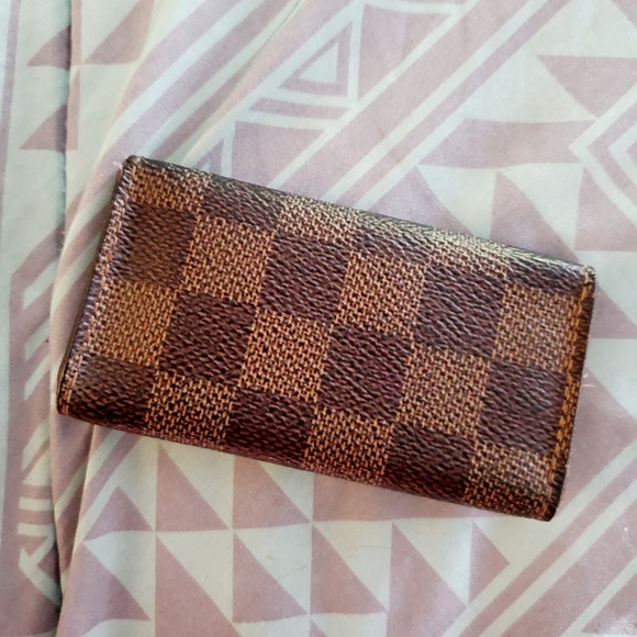 TRADED Louis Vuitton keyholder - Picture 3 of 7